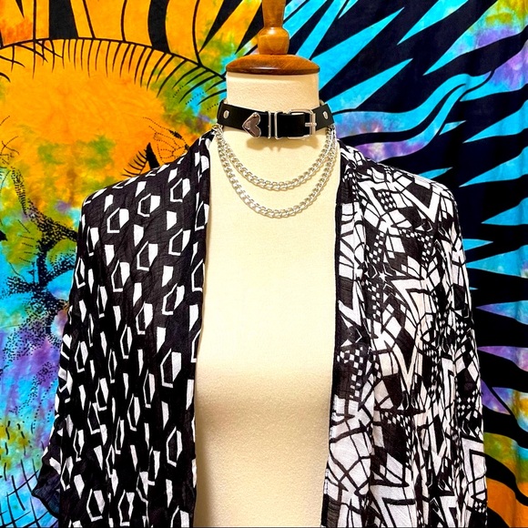 🌈 Lovely artistic shape kimono cardigan - Picture 1 of 11